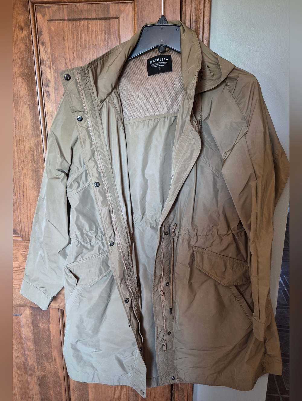 Athleta Khaki  Hooded.rain Jacket